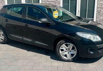 Renault Megane 147.000 km 3.490 &euro; Oberhausen 46145