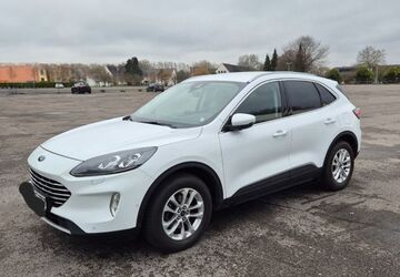 Ford Kuga 62.500 km 16.900 &euro; Hattingen 45529