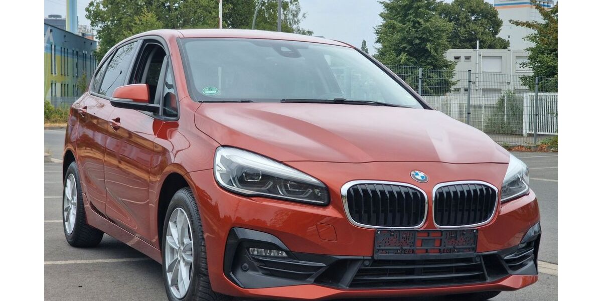 BMW 220 Active Tourer 61.000 km 15.490 &euro; Bottrop 46238