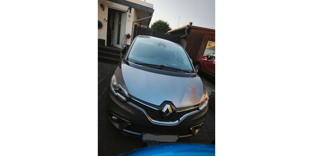 Renault Scenic 32.900 km 12.190 &euro; Duisburg 47178