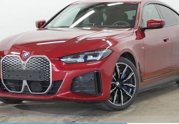 BMW i4 23.900 km 50.740 &euro; Mülheim 45472