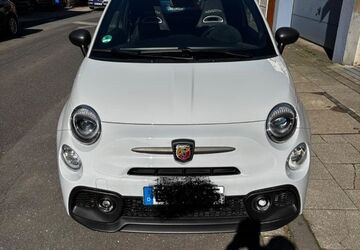 Abarth 695 12.600 km 27.400 &euro; Essen 45239