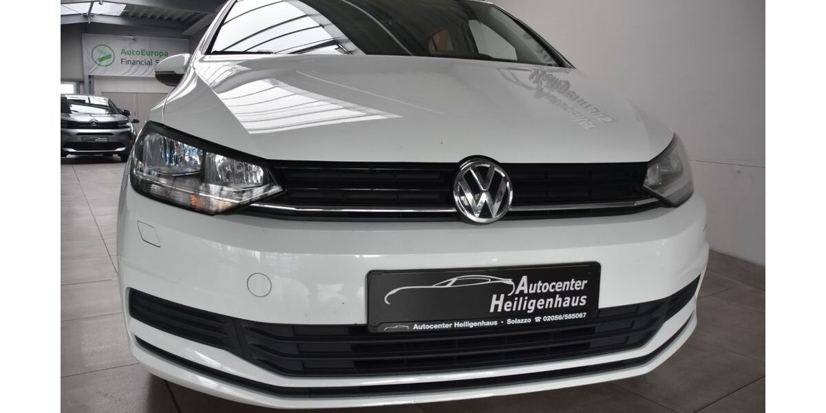 VW Touran 150.452 km 10.780 &euro; Heiligenhaus 42579