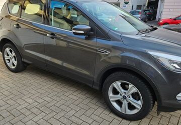 Ford Kuga 83.000 km 11.400 &euro; Schwelm 58332