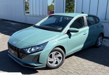 Hyundai i20 7.442 km 17.390 &euro; Hattingen 45525