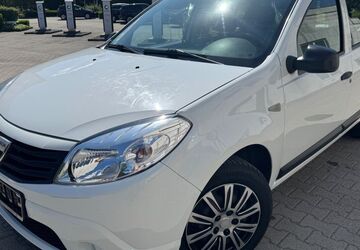 Dacia Sandero 109.000 km 2.999 &euro; Essen 45133
