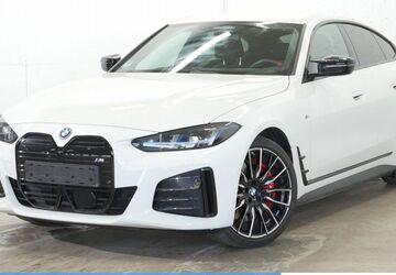 BMW i4 25.800 km 56.930 &euro; Mülheim 45472