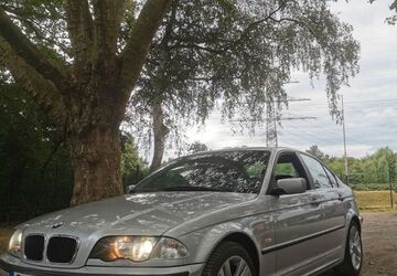 BMW 325 144.000 km 6.500 &euro; Essen 45130