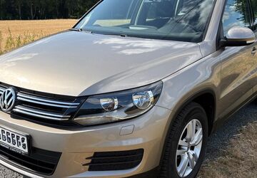 VW Tiguan 168.000 km 9.800 &euro; Herten 45701