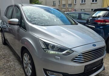 Ford Grand C-Max 99.000 km 10.500 &euro; Essen 45144