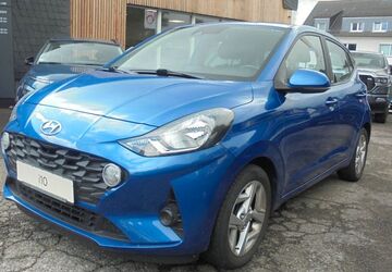 Hyundai i10 93.100 km 9.990 &euro; Radevormwald 42477