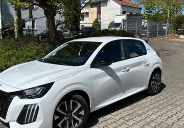 Peugeot 208 43.000 km 15.980 &euro; Dortmund 44269