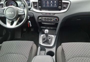 Kia ceed Sportswagon 37.383 km 16.790 &euro; Hattingen 45525