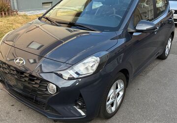 Hyundai i10 46.800 km 11.900 &euro; Duisburg 47178